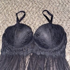 Victoria’s Secret 34B Pushup Babydoll